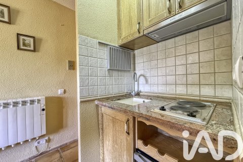 Продажа квартиры в Теруэль, Испания 1 спальня, 58м2 №184892 - фото 13