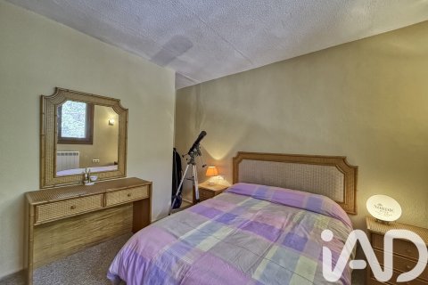 Продажа квартиры в Теруэль, Испания 1 спальня, 58м2 №184892 - фото 25