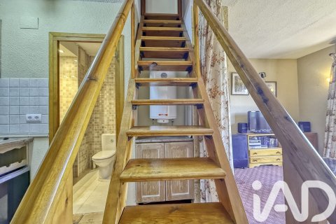 Продажа квартиры в Теруэль, Испания 1 спальня, 58м2 №184892 - фото 19