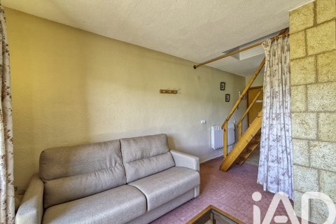 Продажа квартиры в Теруэль, Испания 1 спальня, 58м2 №184892 - фото 24