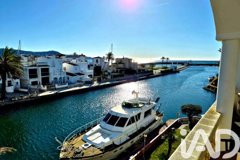 Lägenhet till salu i Castello d'Empuries, Girona, Spanien 76 kvm. Nr. 172749 - foto 1