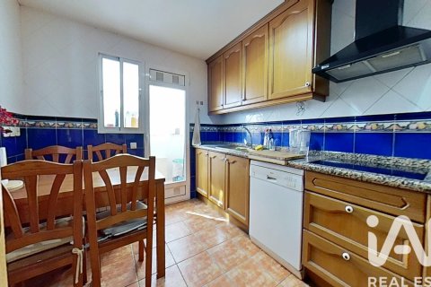 Paritalo myytävänä Castellon de la Plana, Castellon, Espanja, 4 makuuhuonetta, 231 m2 No. 172746 - kuva 16
