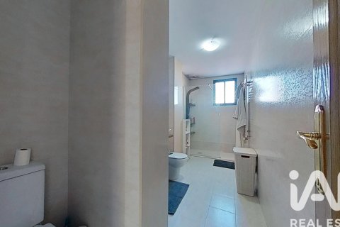 Paritalo myytävänä Castellon de la Plana, Castellon, Espanja, 4 makuuhuonetta, 231 m2 No. 172746 - kuva 25