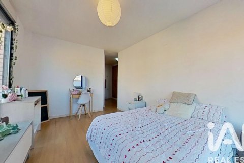 Paritalo myytävänä Castellon de la Plana, Castellon, Espanja, 4 makuuhuonetta, 231 m2 No. 172746 - kuva 5