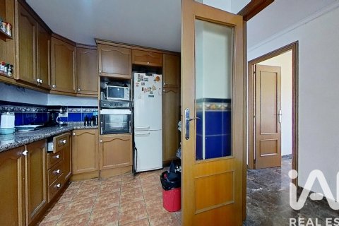 Paritalo myytävänä Castellon de la Plana, Castellon, Espanja, 4 makuuhuonetta, 231 m2 No. 172746 - kuva 15