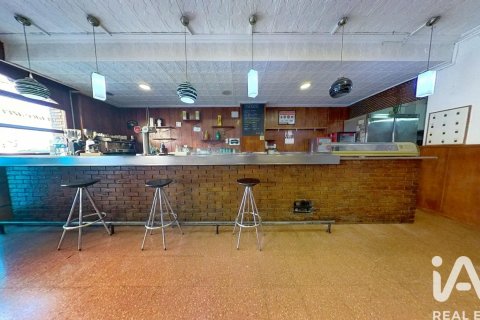 Cafe / restaurant for sale in Sabadell, Barcelona, Spain 108 sq.m. No. 172743 - photo 2