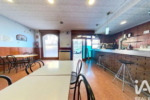 Cafe / restaurant for sale in Sabadell, Barcelona, Spain 108 sq.m. No. 172743 - photo 3
