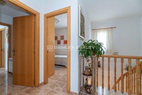 Willa w Lloret de Mar, Girona, Hiszpania 5 sypialni, 226 mkw. nr 176999 – zdjęcie 28