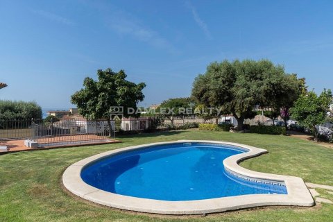 Willa w Lloret de Mar, Girona, Hiszpania 5 sypialni, 226 mkw. nr 176999 – zdjęcie 6