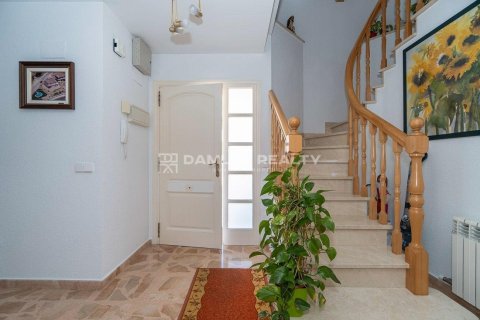 Willa w Lloret de Mar, Girona, Hiszpania 5 sypialni, 226 mkw. nr 176999 – zdjęcie 21