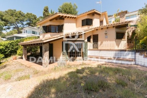 Willa w Blanes, Girona, Hiszpania 4 sypialnie, 240 mkw. nr 177004