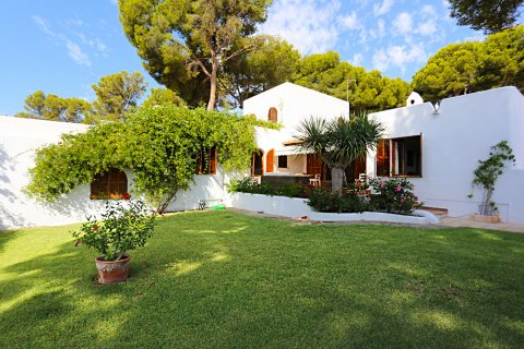 Villa in vendita Sol De Mallorca, Mallorca, Spagna 6 camere da letto, 240 mq. N° 109874 - foto 1