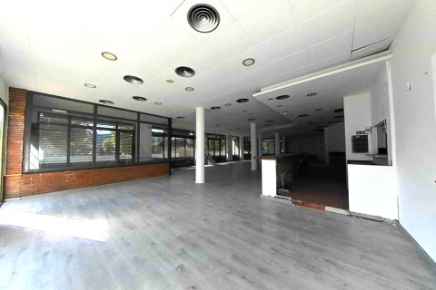 Apartment à El Prat de Llobregat, Barcelona, Espagne 550 m2 No. 167210