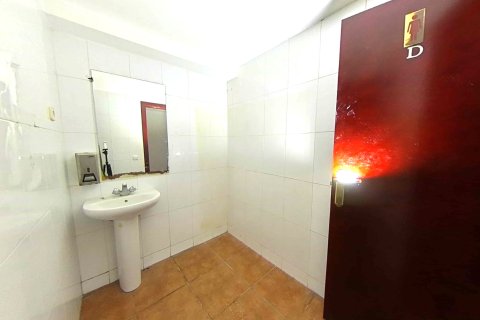 Apartment à vendre à El Prat de Llobregat, Barcelona, Espagne, 550 m2 No. 167210 - photo 21