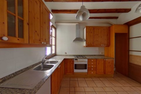 Apartment for sale in Barcelona, Spain 3 bedrooms, 115 sq.m. No. 167213 - photo 8