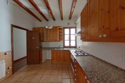 Apartment for sale in Barcelona, Spain 3 bedrooms, 115 sq.m. No. 167213 - photo 6
