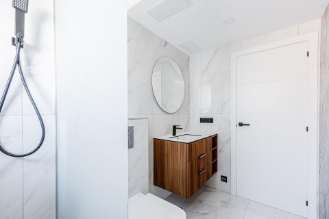 Villa for sale in Ciudad Quesada, Alicante, Spain 4 bedrooms, 199 sq.m. No. 142091 - photo 26