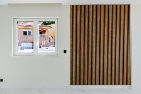 Villa for sale in Ciudad Quesada, Alicante, Spain 4 bedrooms, 199 sq.m. No. 142091 - photo 15