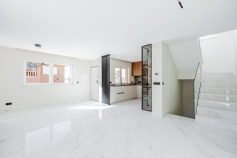 Villa for sale in Ciudad Quesada, Alicante, Spain 4 bedrooms, 199 sq.m. No. 142091 - photo 13