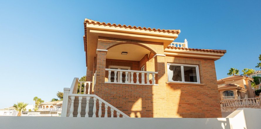 Willa w Ciudad Quesada, Alicante, Hiszpania 4 sypialnie, 199 mkw. nr 142091