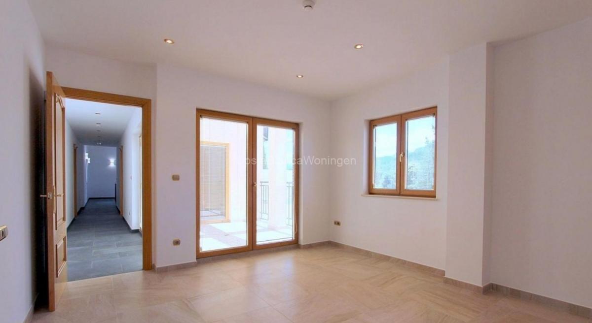 Villa en Penaguila, Alicante, España 6 dormitorios, 1586 m2 No. 98491