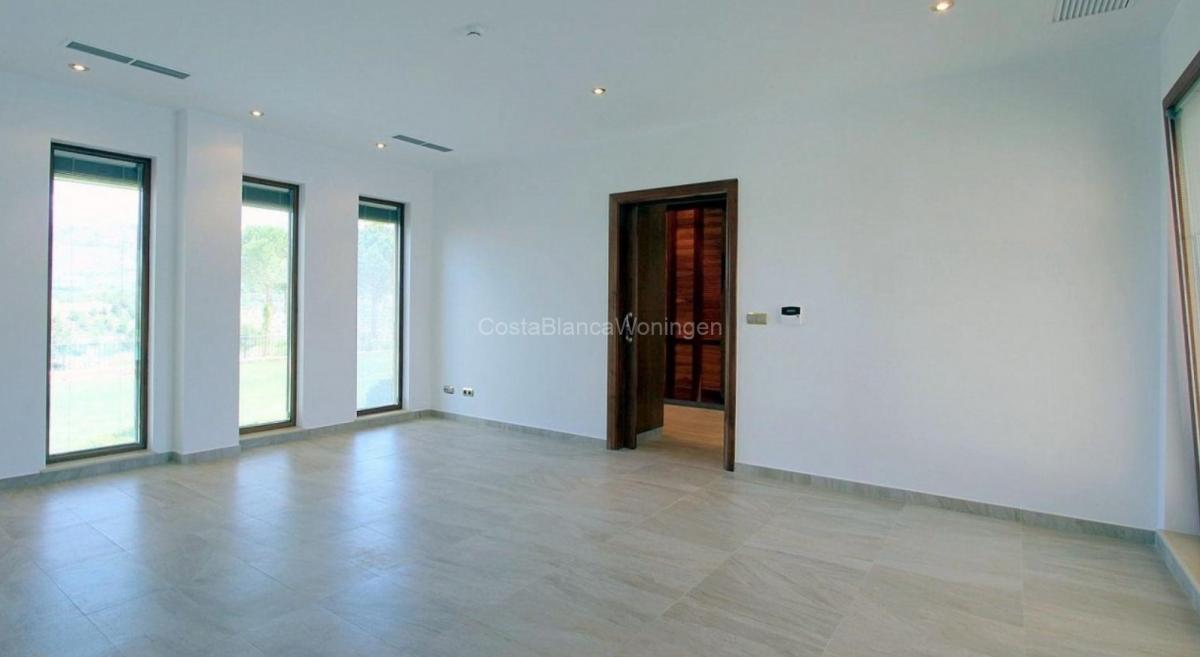 Villa en Penaguila, Alicante, España 6 dormitorios, 1586 m2 No. 98491
