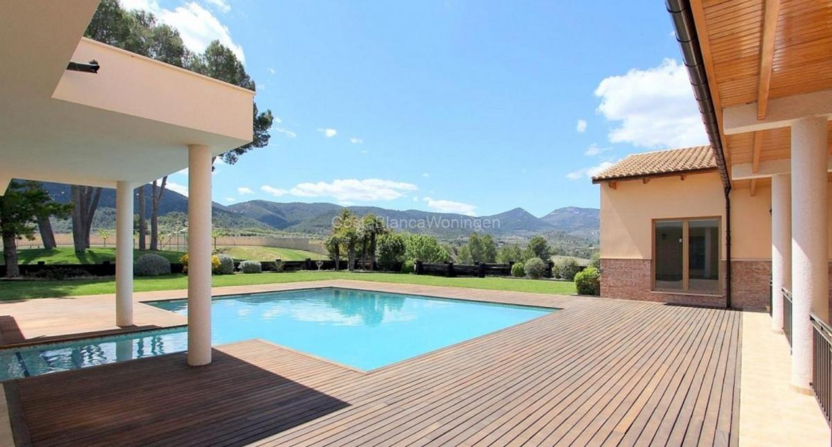 Villa en Penaguila, Alicante, España 6 dormitorios, 1586 m2 No. 98491