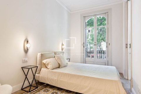 Apartamento en venta en Barcelona, España 3 dormitorios, 147 m2 No. 150699 - foto 23