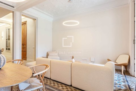 Apartamento en venta en Barcelona, España 3 dormitorios, 147 m2 No. 150699 - foto 9