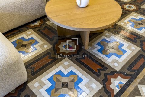 Apartamento en venta en Barcelona, España 3 dormitorios, 147 m2 No. 150699 - foto 8