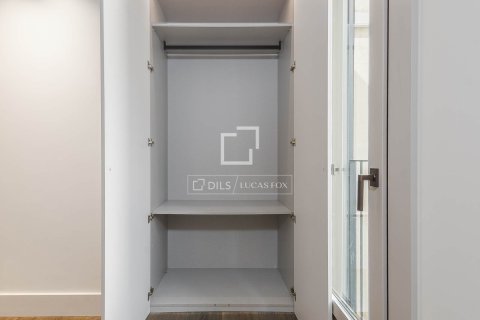 Dzīvoklis pārdošanā Barcelona, Spānijā 2 istabas, 90 m2 Nr. 150700 - attēls 19