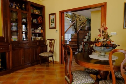 Villa in vendita a Alicante, Spagna 5 camere da letto, 433 mq. N° 147557 - foto 29