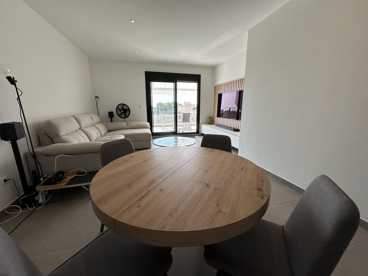 Huoneisto Villamartin, Alicante, Espanja 2 makuuhuonetta, 85 m2 No. 147555