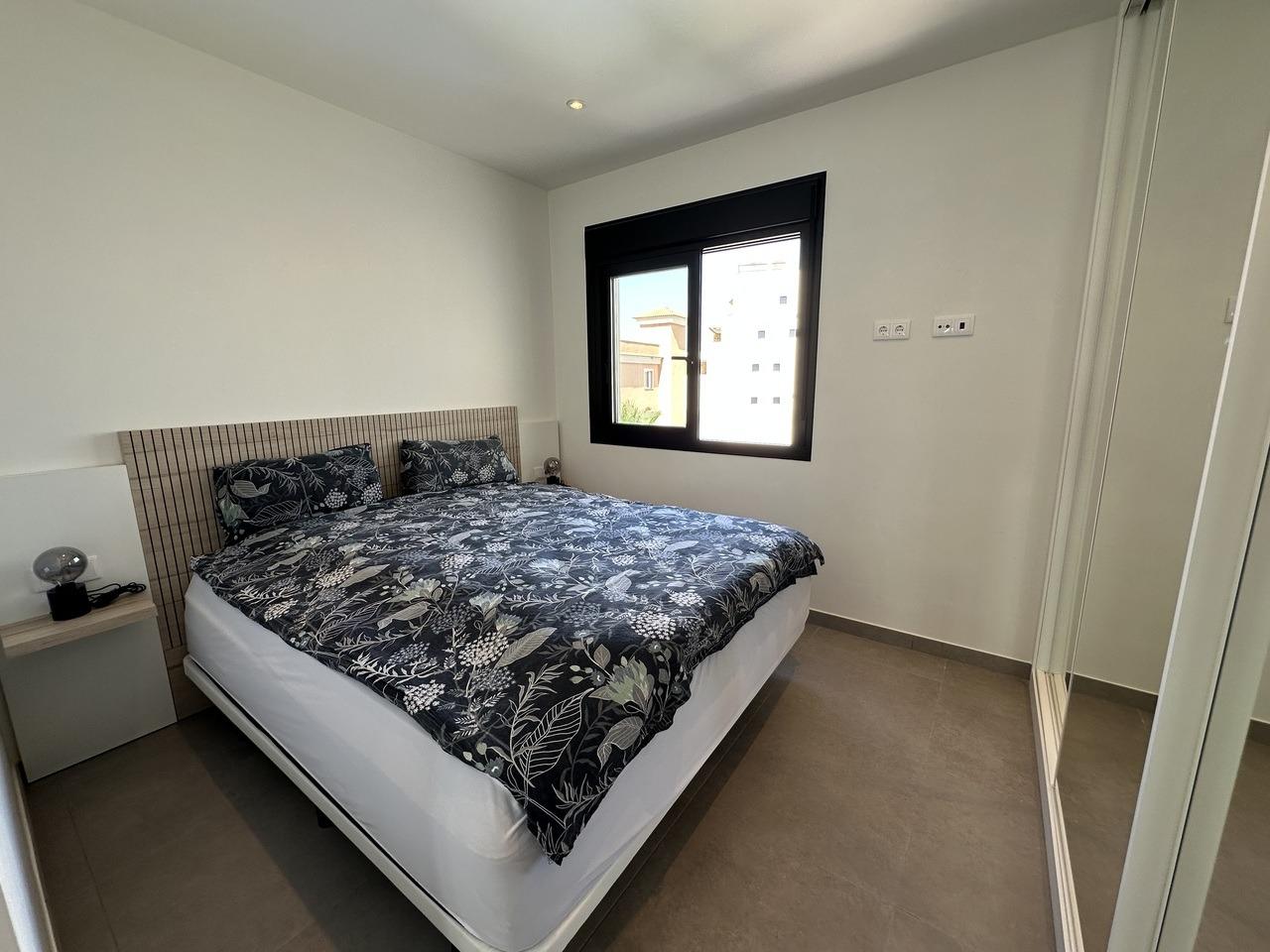 Huoneisto Villamartin, Alicante, Espanja 2 makuuhuonetta, 85 m2 No. 147555
