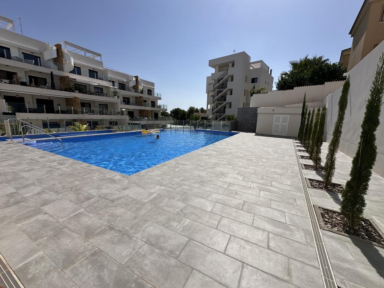 Huoneisto Villamartin, Alicante, Espanja 2 makuuhuonetta, 85 m2 No. 147555