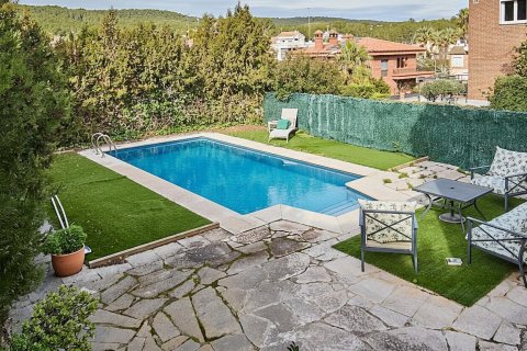 Сasa en venta en Tarragona, España 6 dormitorios, 500 m2 No. 167490 - foto 3