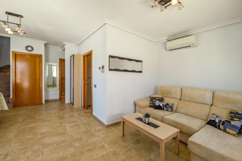 Villa en venta Torrevieja, Alicante, España 3 dormitorios, 97 m2 No. 134403 - foto 8