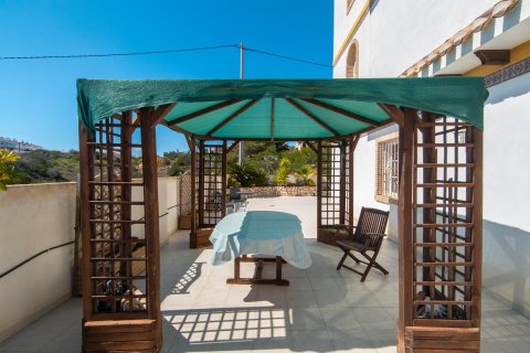 Villa till salu Torrevieja, Alicante, Spanien 3 sovrum, 97 kvm. Nr. 134403 - foto 24