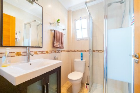 Villa en venta Torrevieja, Alicante, España 3 dormitorios, 97 m2 No. 134403 - foto 16
