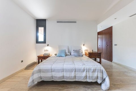 Casa in vendita a Esplugues de Llobregat, Barcelona, Spagna 4 camere da letto, 376 mq. N° 192065 - foto 24