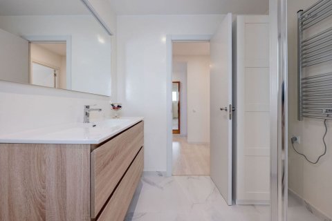 Appartamento in vendita a Barcelona, Spagna 2 camere da letto, 86 mq. N° 192066 - foto 4