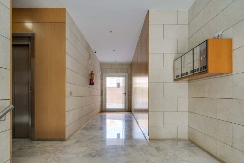 Apartamento en venta en Barcelona, España 4 dormitorios, 126 m2 No. 192068 - foto 23