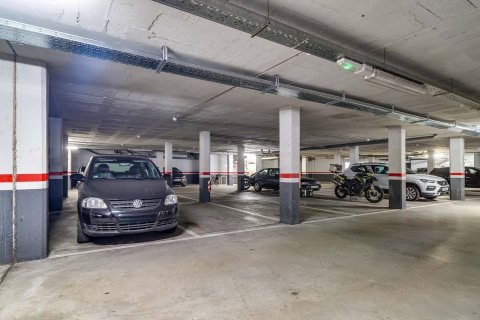 Apartamento en venta en Barcelona, España 4 dormitorios, 126 m2 No. 192068 - foto 24