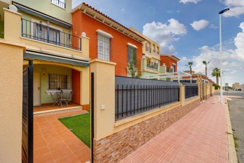 Bungalow zum Verkauf in Torrevieja, Alicante, Spanien 2 Schlafzimmer, 59 m2 Nr. 154559 - Foto 3