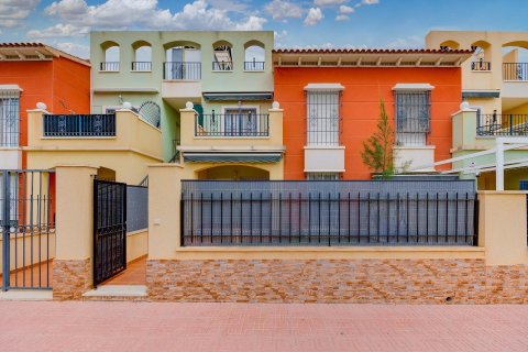 Bungalow zum Verkauf in Torrevieja, Alicante, Spanien 2 Schlafzimmer, 59 m2 Nr. 154559 - Foto 2