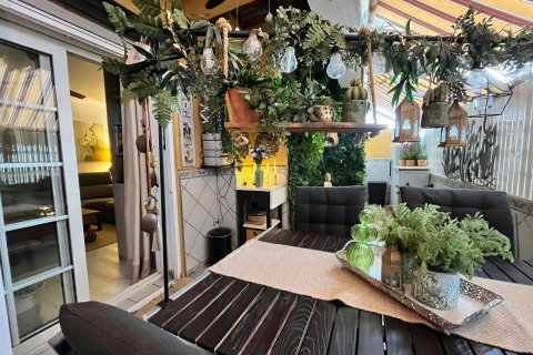 Kattohuoneisto myytävänä Torrevieja, Alicante, Espanja, 3 makuuhuonetta, 65 m2 No. 154560 - kuva 13