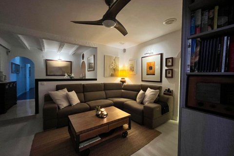 Kattohuoneisto myytävänä Torrevieja, Alicante, Espanja, 3 makuuhuonetta, 65 m2 No. 154560 - kuva 9