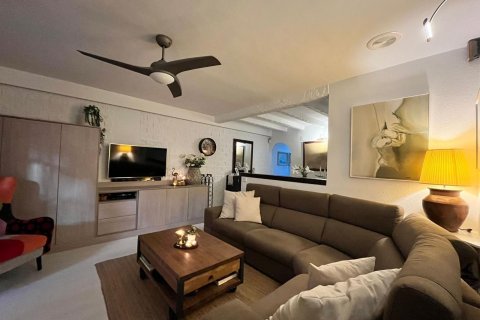 Kattohuoneisto myytävänä Torrevieja, Alicante, Espanja, 3 makuuhuonetta, 65 m2 No. 154560 - kuva 7