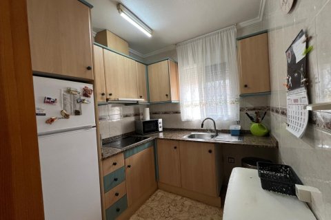 Lägenhet till salu i Torrevieja, Alicante, Spanien 3 sovrum, 110 kvm. Nr. 154561 - foto 16