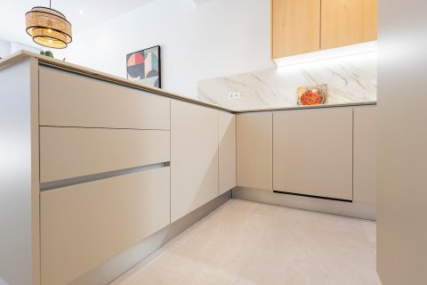 Apartamento en venta en Alicante, España 3 dormitorios, 95 m2 No. 134140 - foto 12